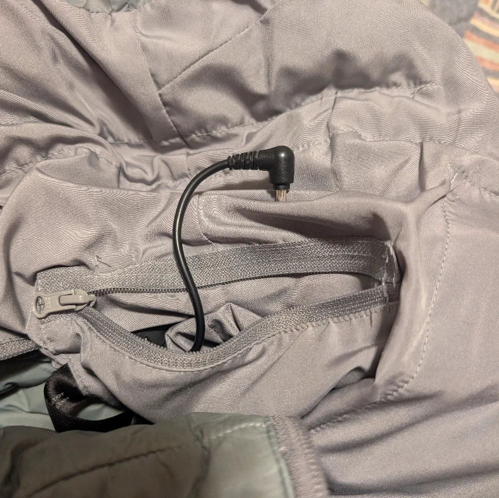 ORORO Men’s Heated Puffer Vest Medium Gray Full Zip Insulated NO Battery - Picture 3 of 8